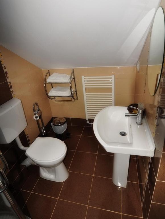 Voronet Residence Gura Humorului Habitación foto